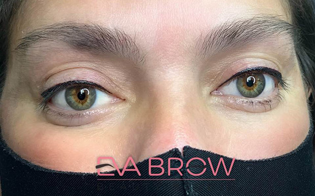 eyebrow